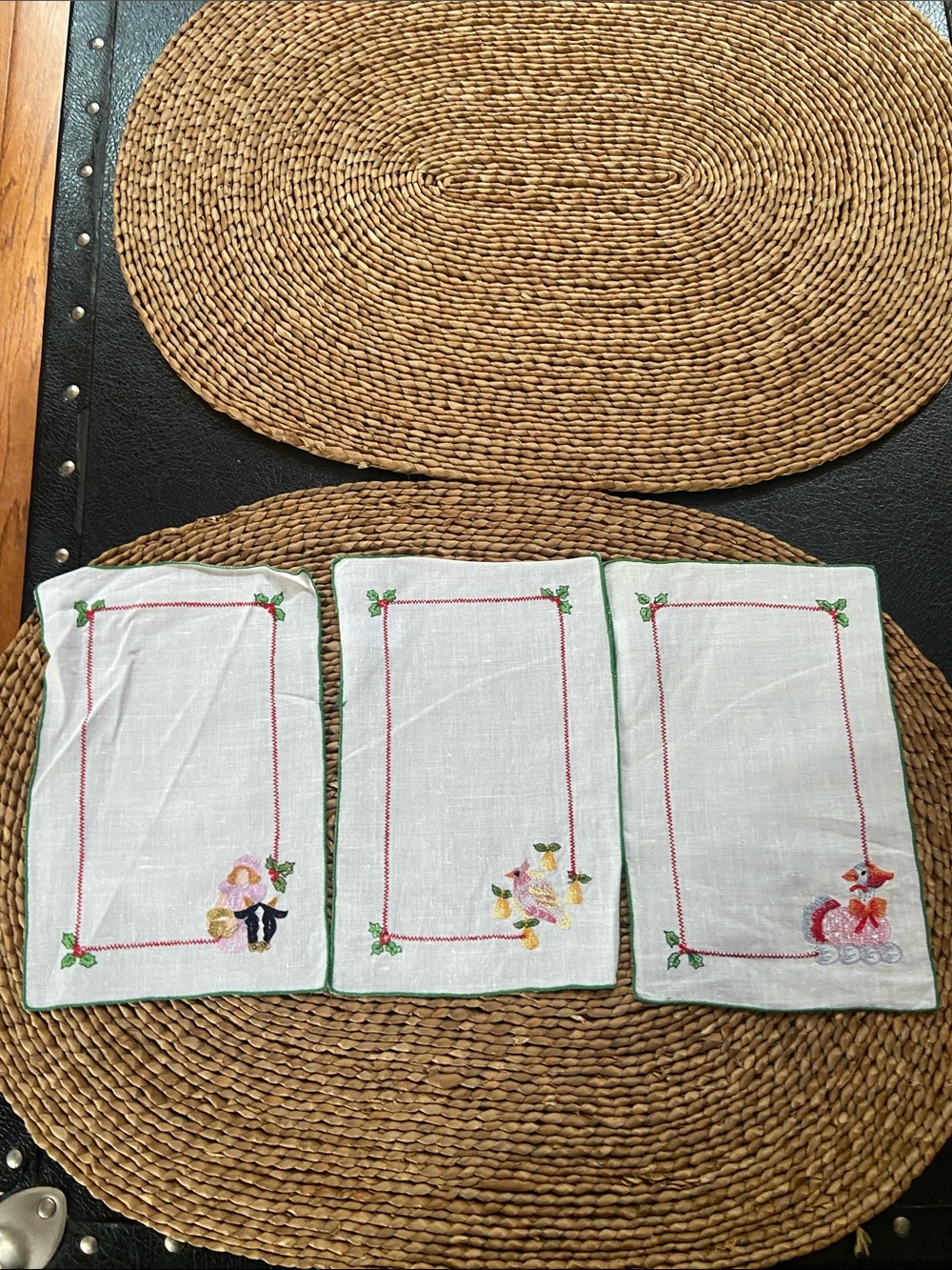 Vintage Embroidered Linen Cocktail Napkins - White with Multicolor Accents